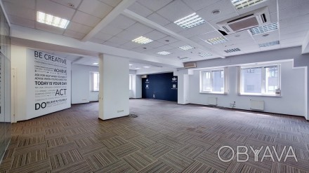 Аренда просторного офиса в центре Киева в Бизнес центре класса " В + " по адресу. Центр. фото 1