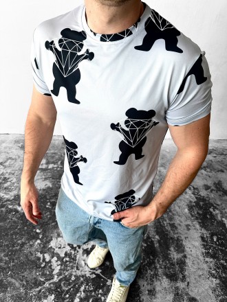 Чоловіча футболка з модним принтом - це стильний і невимушений елемент гардеробу. . фото 2