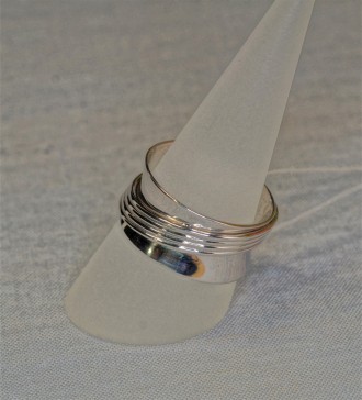 Кольцо серебряное 925 пробы, Украинского производителя. Кольцо аккуратной работы. . фото 4