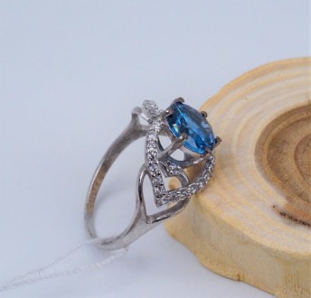 Кольцо серебряное с голубым кварцем London blue и циркониями 925 пробы, Украинск. . фото 2
