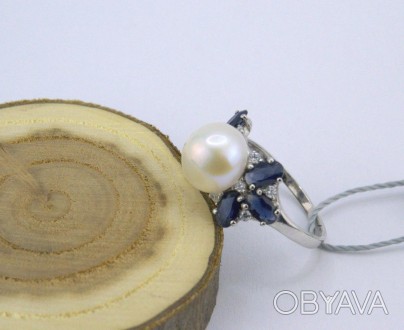 Серебряное кольцо с белым культивированным жемчугом и сапфирами 925 пробы, Украи. . фото 1