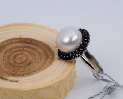 Кольцо серебряное "Грация" с белым жемчугом и черными циркониями 925 пробы, Укра. . фото 2
