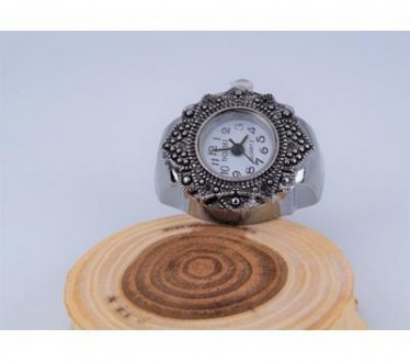 Годинник-кільце на палець кварцові сталевий (під крапельне срібло), з білим цифе. . фото 4