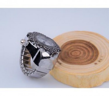 Годинник-кільце на палець кварцові сталевий (під крапельне срібло), з білим цифе. . фото 3