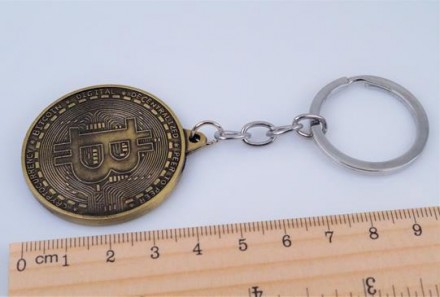 Брелок для ключів "Біткоїн", колір — старовинна бронза. Метал, розміри: довжина . . фото 2