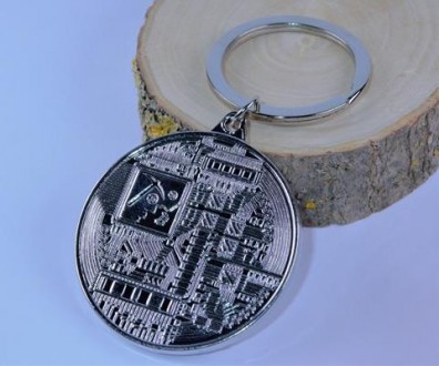 Брелок для ключей "Биткоин", цвет - серебро. Металл, размеры: длина общая 7,50 с. . фото 4