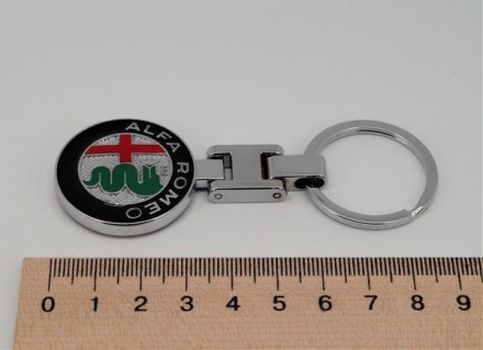 Брелок для ключей "Альфа-Ромео". Металл, эмаль, размеры: длина общая 9,05 см., д. . фото 3