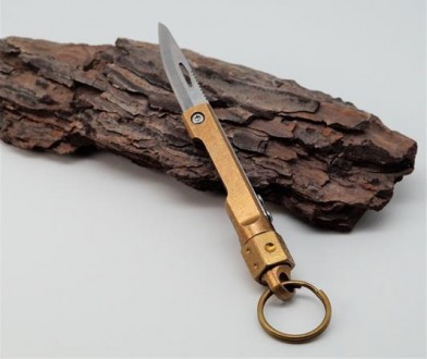 Брелок-ніж на ключі "Спиннер" (колір — золото, матеріал — латунь/метал). Довжина. . фото 2