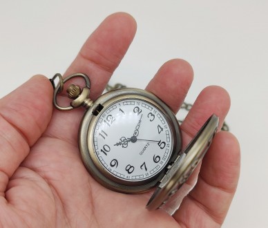 Годинник кишеньковий "Горюсь тим, що я фермер" (колір-бронза). Діаметр 4,70 см.,. . фото 4