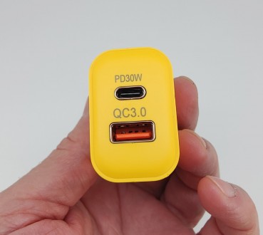 
55W Зарядное устройство с USB и type-C для телефона с быстрой зарядкой PD 30W. . . фото 11