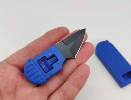 Брелок-нож на ключи, пластик/металл (синий). Длина общая в сложенном состоянии 8. . фото 4