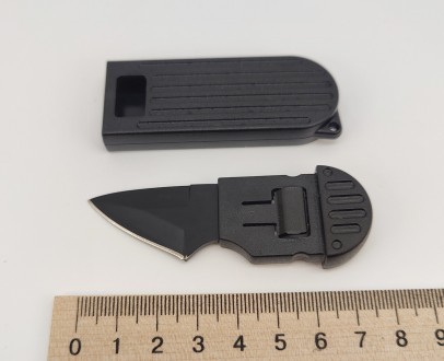 Брелок-нож на ключи, пластик/металл (черный). Длина общая в сложенном состоянии . . фото 2