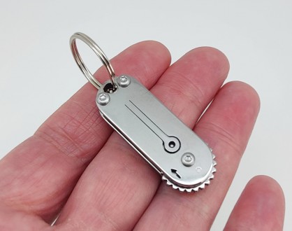 Нож-мини на ключи, металл. Длина в сложенном состоянии 4,20 см., в открытом 6,00. . фото 6