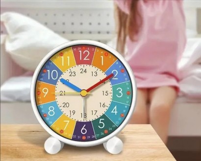 
Годинник настільний різнобарвний із будильником. Висота годин 8,70 см., діаметр. . фото 3