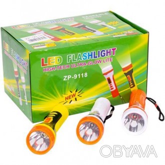 Ліхтарик пластмасовий на 1 лампочку LED. Для живлення використовуються 3 батареї. . фото 1