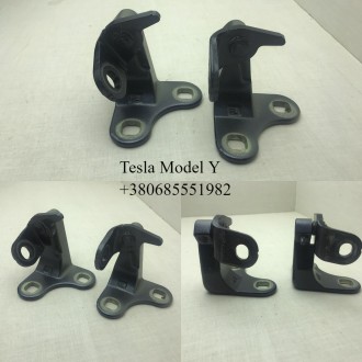 Петля двери передней левой верхняя/нижняя Tesla Model Y 1497492-00-C. Тернопіль. фото 1 Петля двери передней левой верхняя/нижняя Tesla Model Y 1497492-00-C. Тернопіль. фото 1