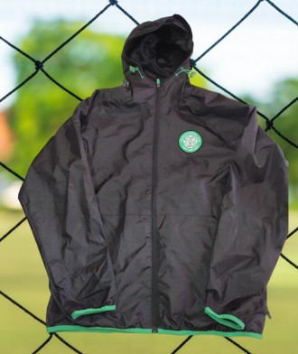 Футбольная ветровка с капюшоном FC Celtic official merchandise, размер-L, длина-. . фото 2