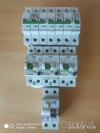 - Автоматичний вимикач Kopp GREEN ELECTRIC, 3P, В25A, 230-400В - 1шт;
- Автомат. . фото 1