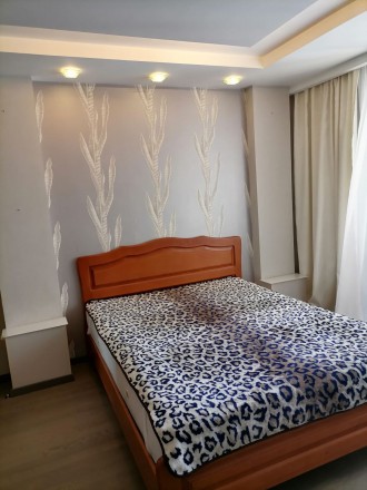 Пропонується простора сучасна 3-х кімнатна квартира в новобудові біля метро Дарн. Комсомольский массив. фото 7