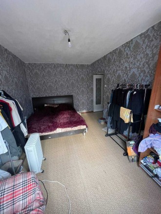Продаётся двухкомнатная квартира в спальном Киевском районе. Раздельные комнаты.. Киевский. фото 4