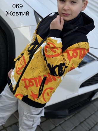 Куртка на весну ветровка с капюшоном утепленная тонким смнтепоном на мальчика по. . фото 6