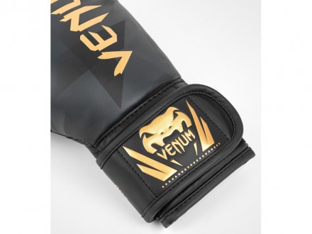 Описание:
4, 6, 8 унций
Боксерские перчатки детские VENUM Razor Boxing Gloves Fo. . фото 4