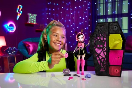Кукла Дракулаура Неон Monster High Skulltimate Secrets 
 
Возьмите четыре ключа . . фото 7