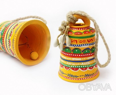  Теракотовий дзвіночок є одним із традиційних ремесел в Індії. Виробництво дзвін. . фото 1