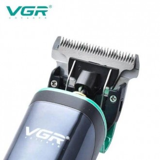 Машинка (триммер) для стрижки волос VGR V-671, Professional, 4 насадки, LED Disp. . фото 4