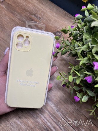 Чехол для iPhone 11 Pro Max с квадратными бортами и полной защитой камеры и низа. . фото 1