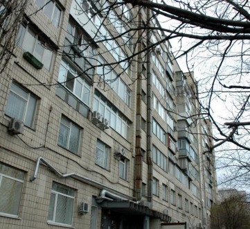 Продам однокімнатну квартиру в Солом'янському районі на проспекті Повітряни. Чоколовка. фото 3