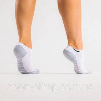 Зарядись енергією за допомогою м'яких шкарпеток Nike Everyday Max Cushioned . . фото 9