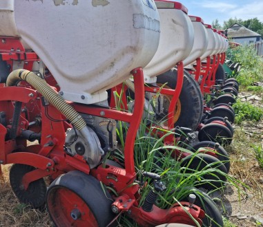 Пневматична просапна сівалка Planter D8 Agromaster 
з дисковими сошниками для т. . фото 7