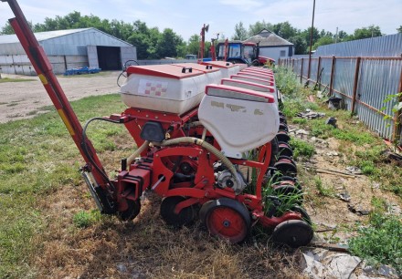 Пневматична просапна сівалка Planter D8 Agromaster 
з дисковими сошниками для т. . фото 8