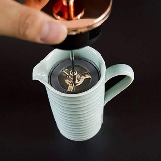 Френч-пресс для чая и кофе Brewista Ceramic Pot, 350 мл, керамический
Превратите. . фото 5