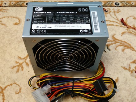 продам блок питания 500w Cooler Master, состояние отличное полностью рабочее . б. . фото 2