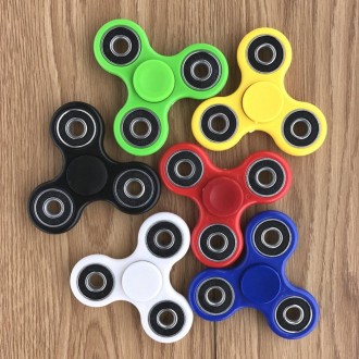 Спиннер-вертушка Hand Spinner Fidget Toy Splash red
Спиннерами называют небольши. . фото 6