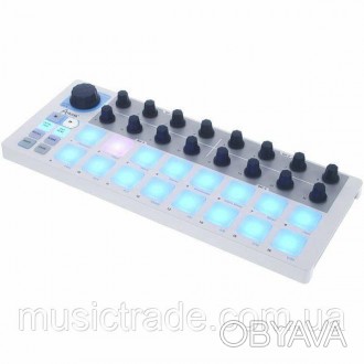 Миди-контроллер Arturia BeatStep
Состояние товара: Легкое Б/У
Описание состояния. . фото 1