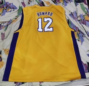 Баскетбольная майкa Adidas NBA Los Angeles Lakers, Howard, размер-2XL, длина-78с. . фото 5