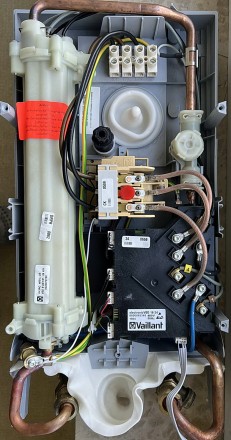 Электронный проточный водонагреватель Vaillant VED E 24/7

Электронный проточн. . фото 5