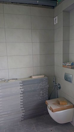 Будинок 2022 року з майже завершеним ремонтом на Лазаретній (Нижній ДНС).. ДНС. фото 9 Продам новий будинок 2022 року на Нижньому ДНСі. Два поверхи плюс підвал і холод. ДНС. фото 9
