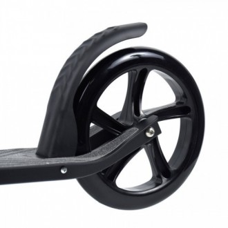Сложный скутер, оснащенный эргономичным рулем с регулируемой высотой и мягкими р. . фото 5