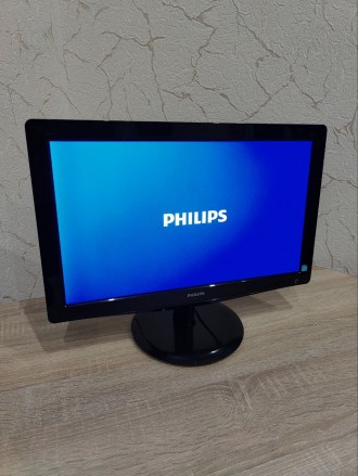 В продажу офісний монітор PHILIPS 196V3 з регулюванням наклону в дуже гарному ст. . фото 4