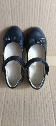 Продам туфельки для дівчинки Tom. me. Белая Церковь. фото 1 Продам туфельки для дівчинки Tom. me. Белая Церковь. фото 1