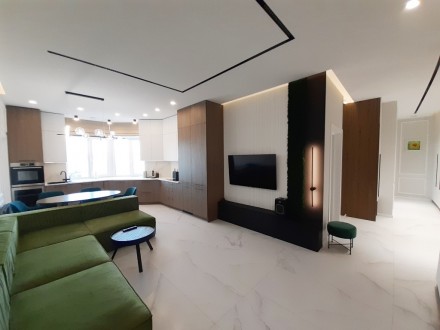 Без комісії. Продаж 4к квартири 115 м.кв. Ремонт. Метро Лук’янів. Київ. фото 1 Без комісії. Продаж 4к квартири 115 м.кв. Ремонт. Метро Лук’янів. Київ. фото 1