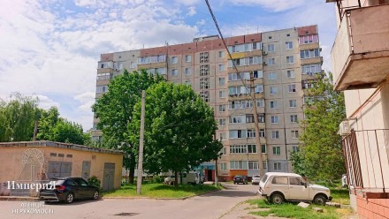 Продам однокомнатную квартиру по улице Ивана Кожедуба. Не угловая. Сделан свежий. 4 микрорайон. фото 2