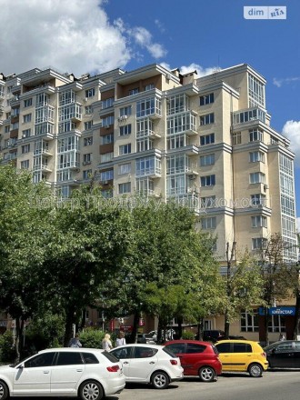 Центр Продажу Нерухомості продає 3-к квартиру площею 128м2 в м.Вишневе. 
Ремонт . . фото 4