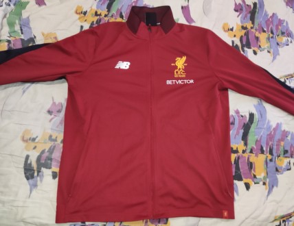 Футбольная кофта New Balance FC Liverpool season 2017/18, размер-XL, длина-70см,. . фото 5