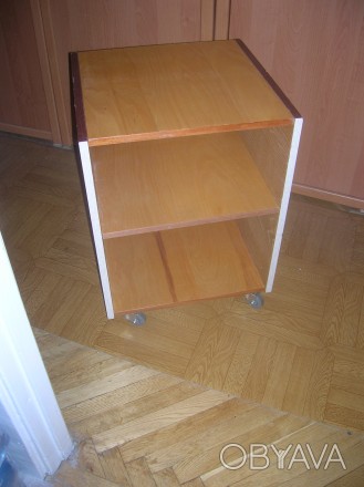 Тумбочка-стеллажик 41х43х57.5см на 2 отделения и на обрезиненных колесах