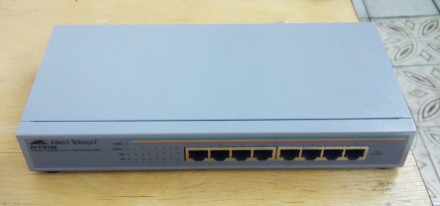 Некерований комутатор (світч) Fast Ethernet 10/100BASE-TX «Allied Telesyn . . фото 3